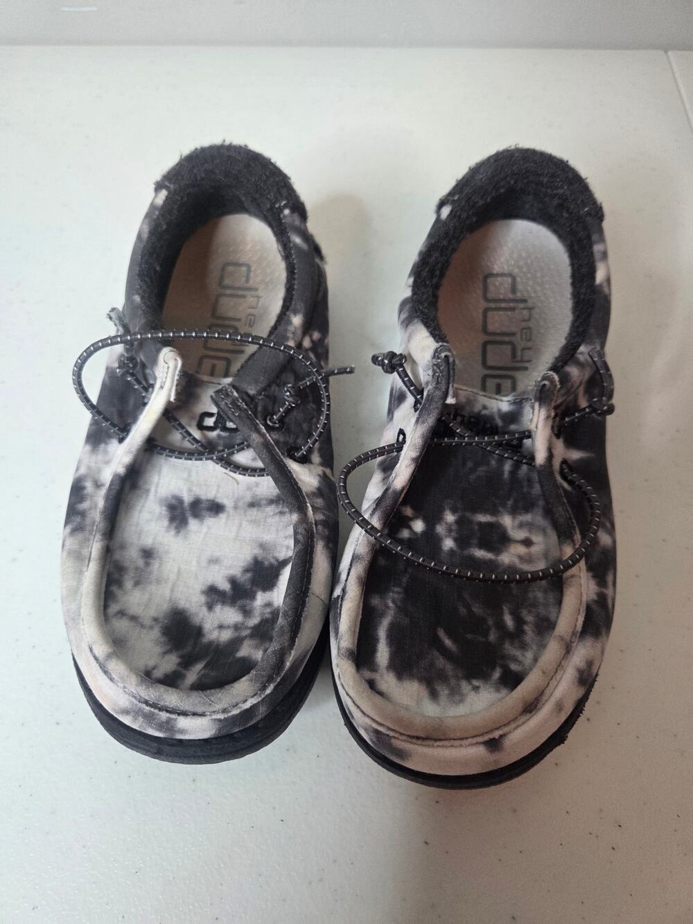 Hey Dude Wally Youth Tie Dye Thunderstruck Black White Slip On Unisex Size 1